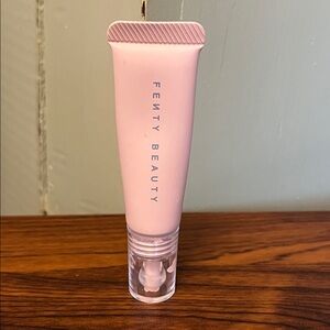 Fenty Beauty Bright Fix- Eye Brightener